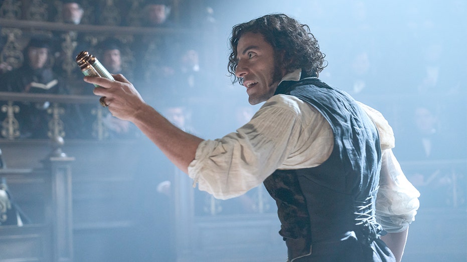 ‘frankenstein’-review:-guillermo-del-toro’s-visually-stunning-monster-adaptation-searches-for-a-pulse