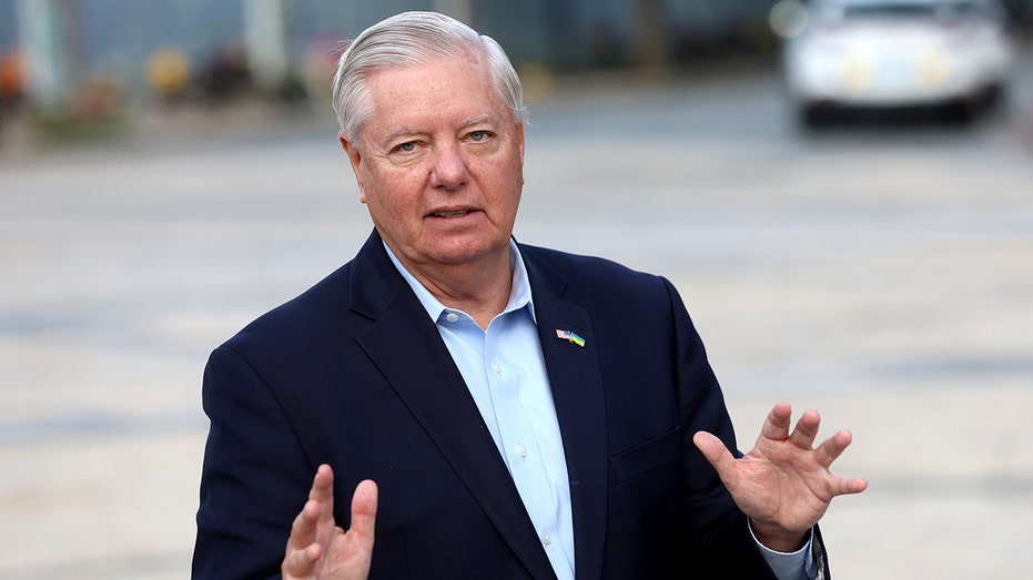 republicans-turn-their-attention-to-bashing-obamacare-as-shutdown-enters-day-39