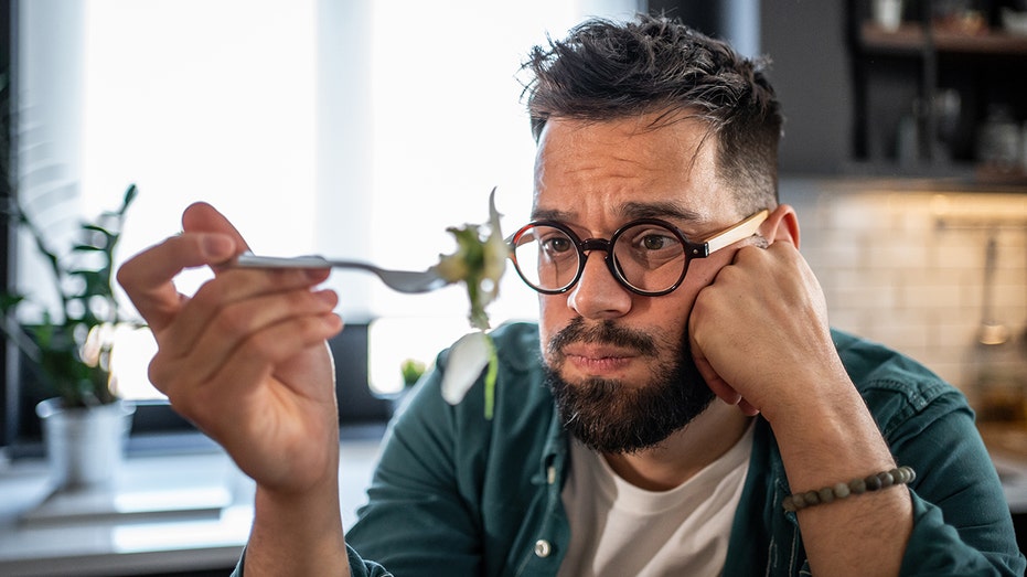 the-surprising-ways-foods-can-change-body-odor,-according-to-experts