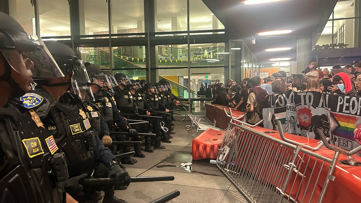 antifa-violence-exposes-uc-berkeley’s-hypocrisy-on-free-speech-and-tolerance