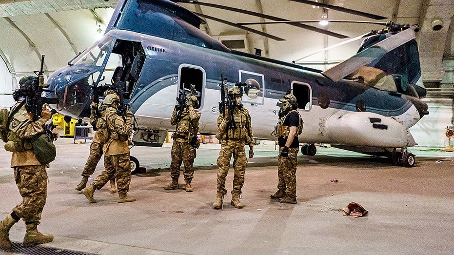 afghan-watchdog:-us-taxpayer-funded-weapons-left-behind-have-formed-‘core-of-the-taliban-security-apparatus’