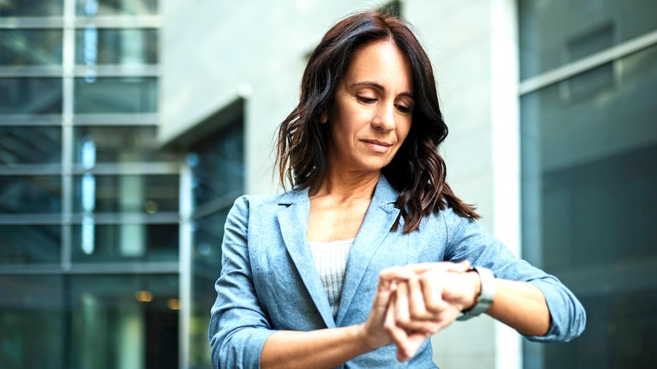 always-running-late?-the-real-cost-to-your-relationships-may-surprise-you