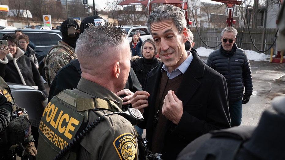 border-patrol-chief,-progressive-mayor-caught-on-camera-in-tense-street-showdown:-‘excellent-day-in-evanston’