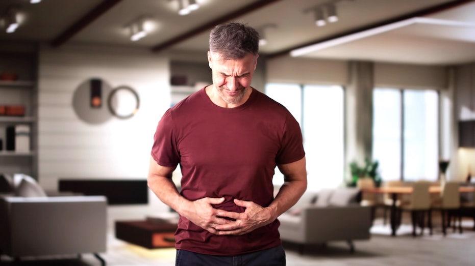 frequent-heartburn-may-be-a-warning-sign-of-a-more-dangerous-condition,-doctor-says