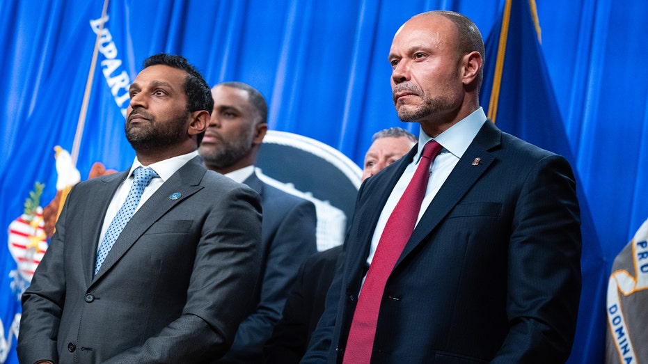 dan-bongino-officially-leaves-fbi-deputy-director-role-after-less-than-a-year,-returns-to-‘civilian-life’