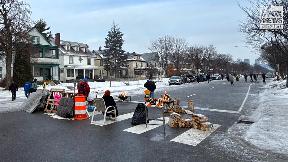 mike-davis:-what-is-happening-in-minnesota-is-why-we-have-the-insurrection-act