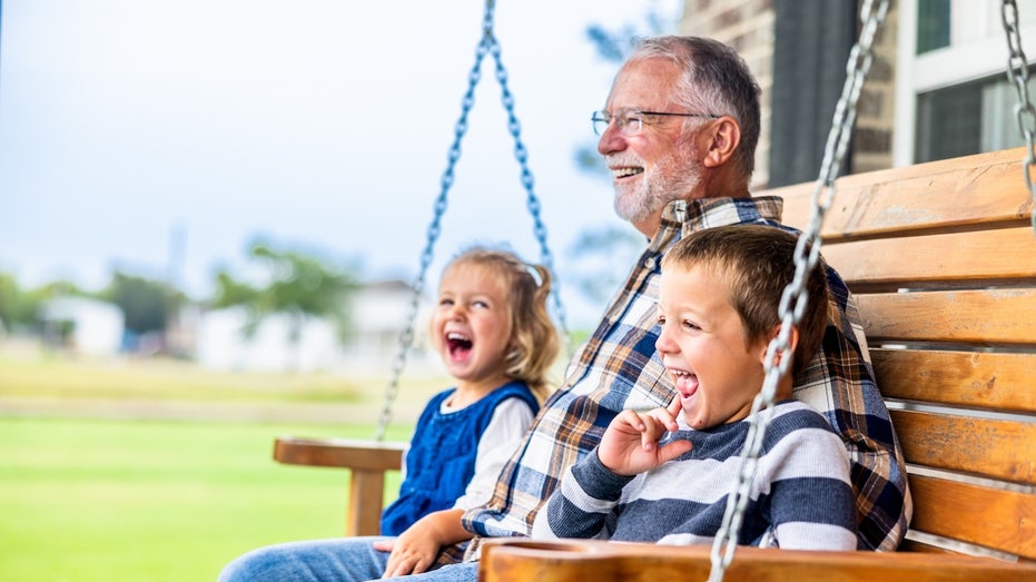 grandparents-who-babysit-their-grandchildren-stay-mentally-sharper,-new-study-reveals