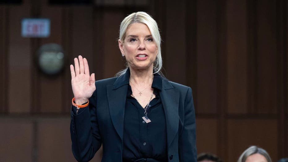 bondi-faces-grilling-in-house-judiciary-committee-hearing-over-epstein-files,-weaponization-allegations