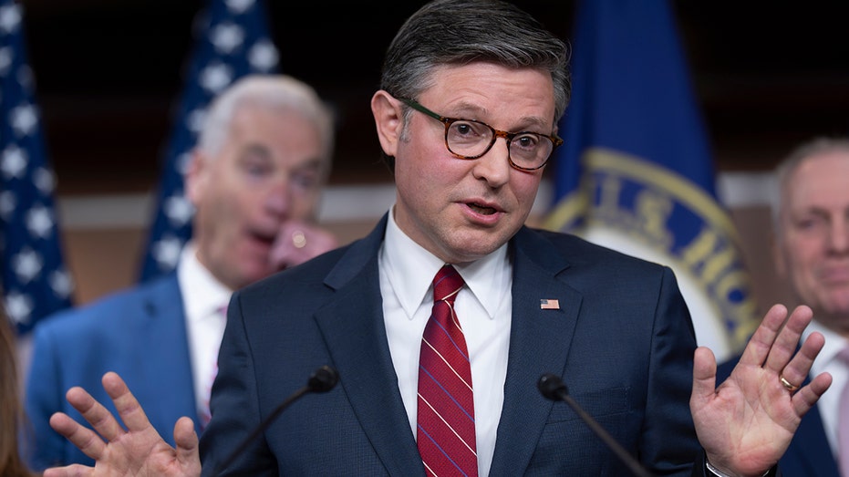 dhs-shutdown-looms-as-johnson-navigates-gop-divide-over-stopgap-solutions