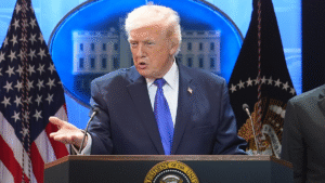 SEN ELIZABETH WARREN: President Trump’s broken promise on credit cards